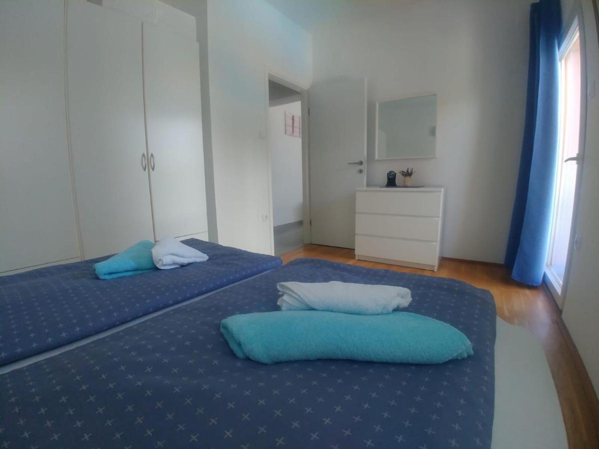 דירות מדולין Lana Apartman מראה חיצוני תמונה