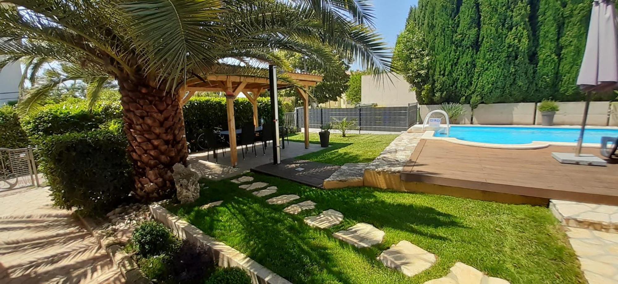 דירות מדולין Lana Apartman חדר תמונה